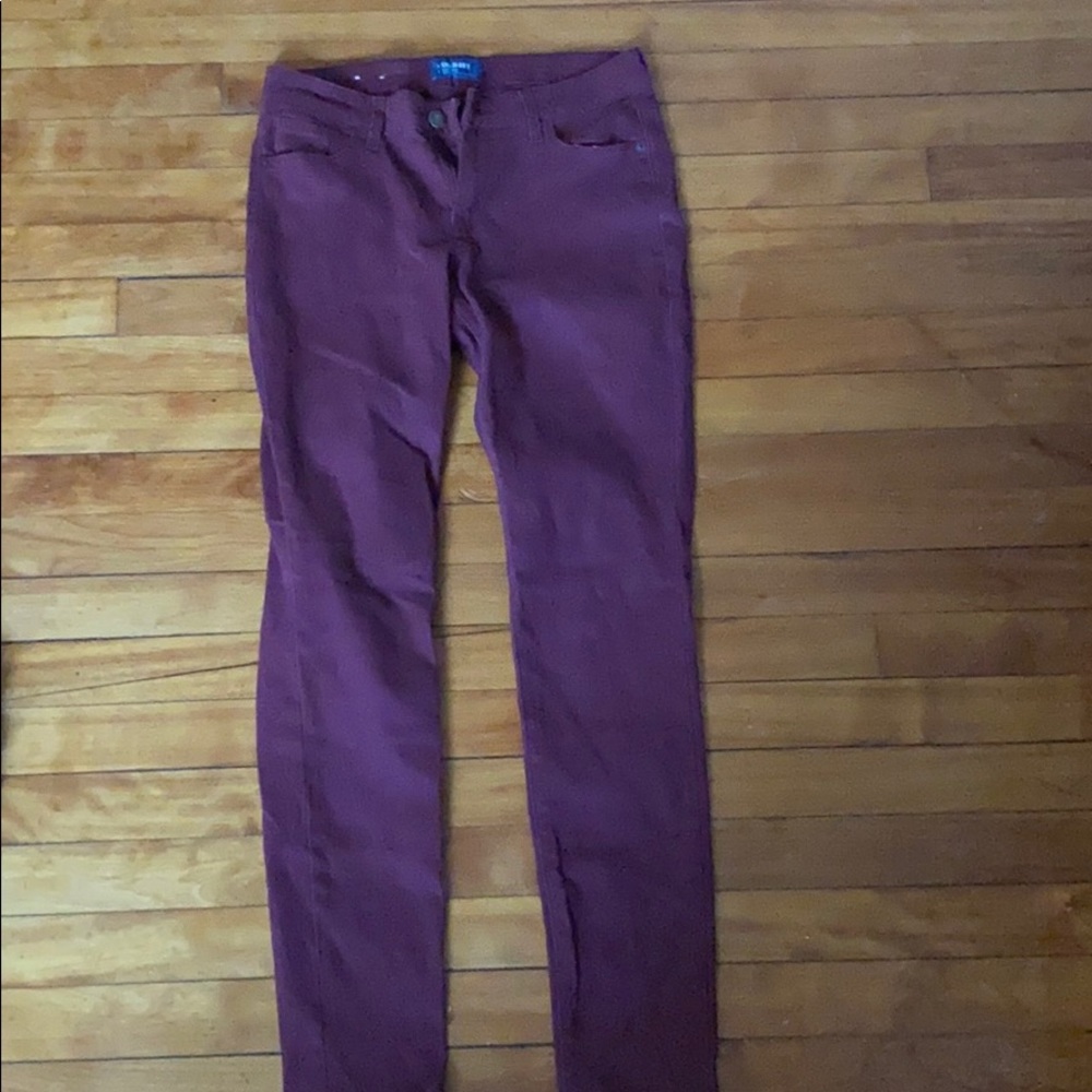 Old navy maroon pants